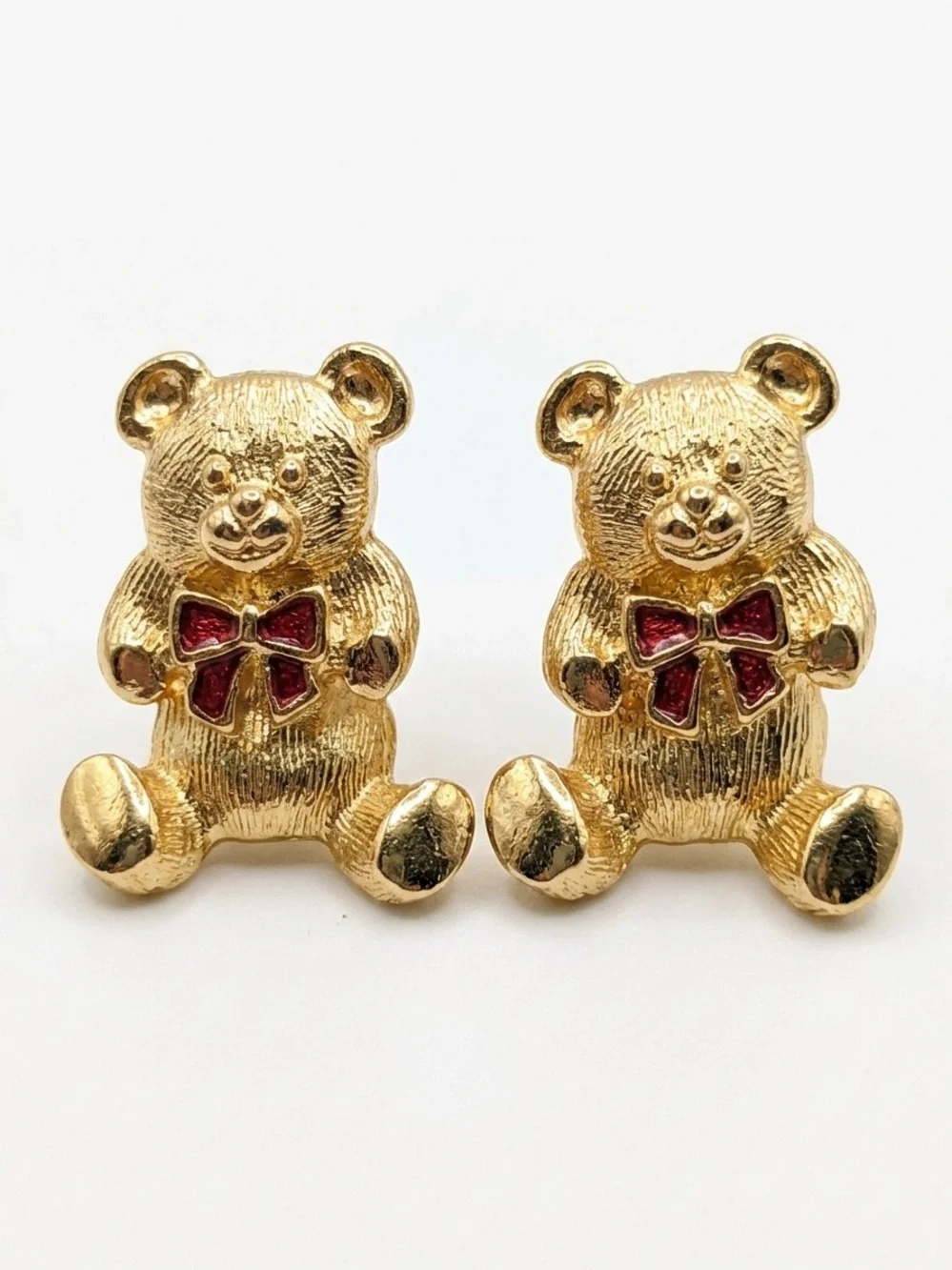 Vintage Avon Gold Tone Teddy Bear Stud Earrings with Red Enamel Bow Detail